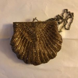 LE REGALE Shell Clutch Handbag